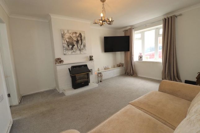 24, Cherry Crescent, Holme On Spalding Moor photo 3