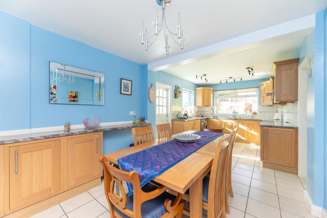 4, Park Mount, Pool In Wharfedale photo 3
