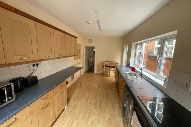 Terraced house to rent in Barclay Street, Leicester, Leicestershire