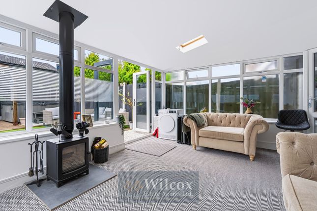 122 Somerton Road, Bolton photo 4