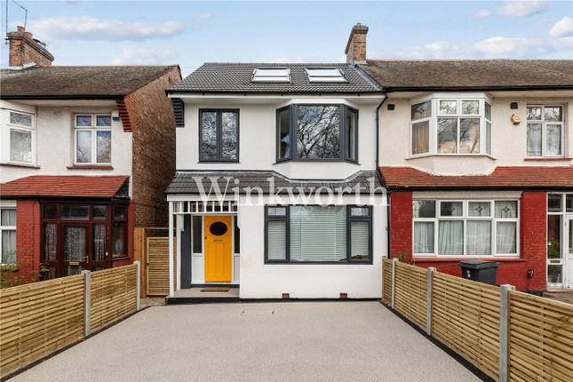 146, Downhills Park Road, London photo 2