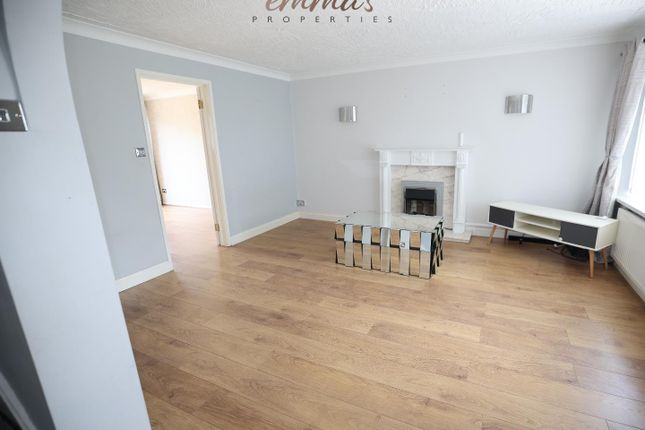 23, Drummond Way, Birmingham photo 3