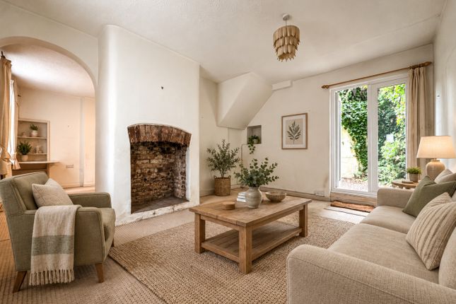 2 Burton Place, Taunton, Somerset photo 2