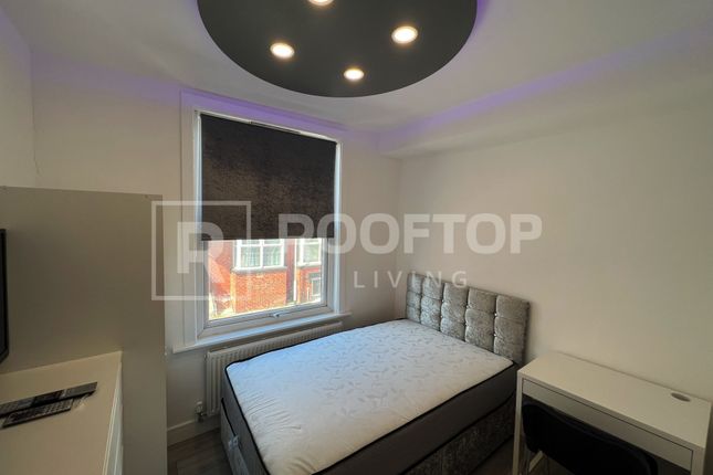 Terraced house to rent in Glossop Street, Leeds