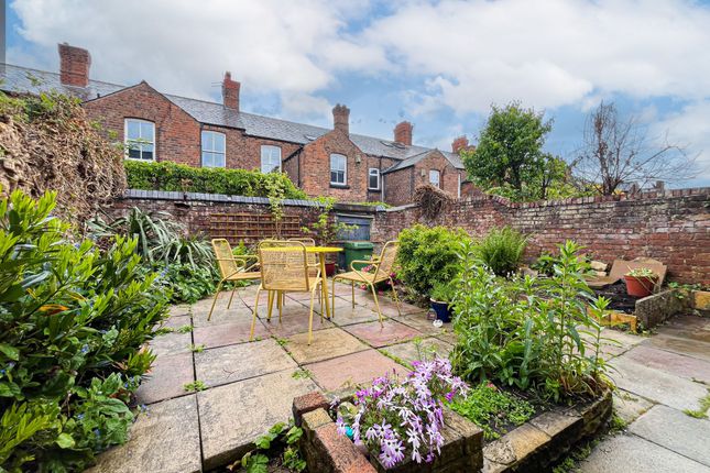 26 Cumberland Avenue, Liverpool photo 2