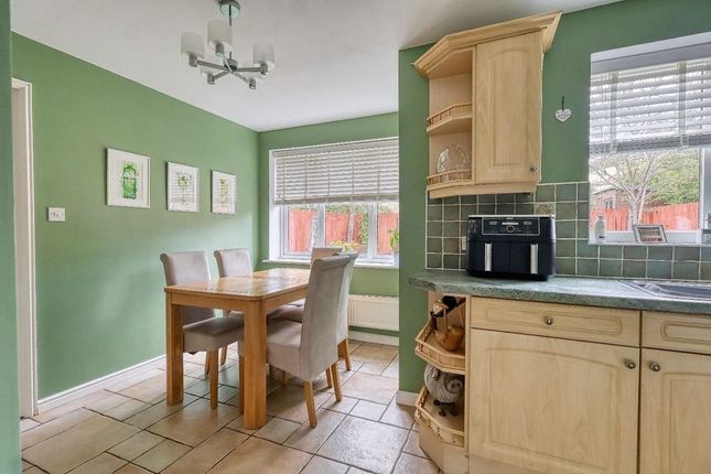 4, Catkin Road, Scunthorpe photo 4