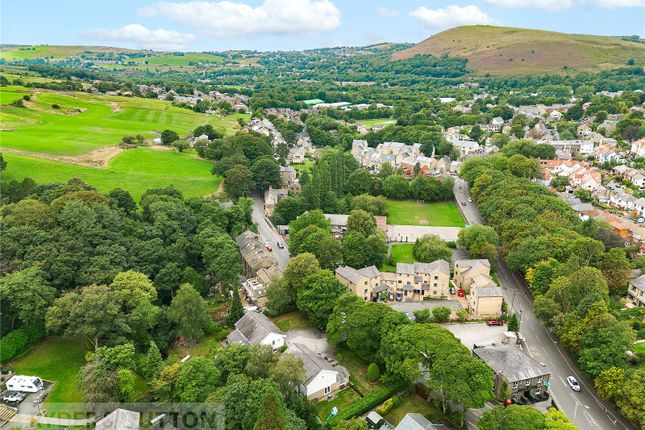 2, The Nook, Saddleworth photo 4