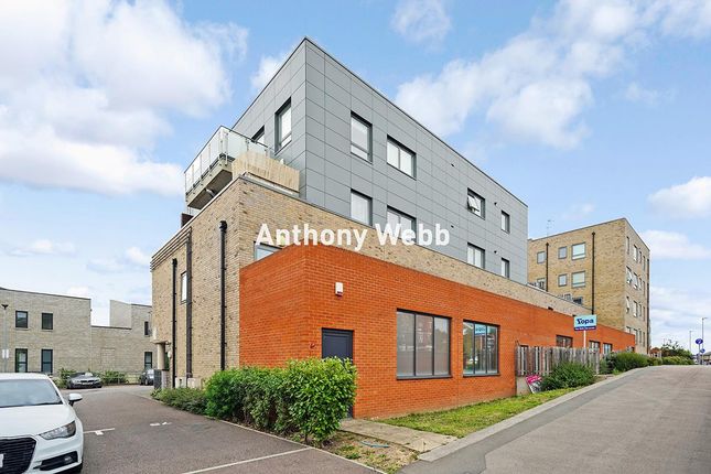 13, Bluebonnet Court, 11 Ruby Mews, London photo 2