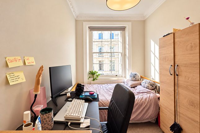 Flat 8, 4, Devonshire Terrace, London photo 5