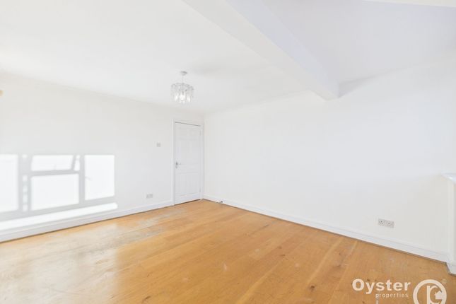 Flat 6, Toronto House, Waltham Cross photo 3