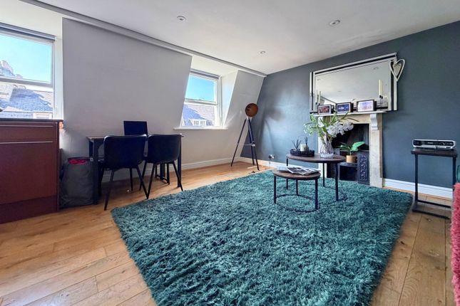 27 (Top Floor Flat), Brock Street, Bath photo 4