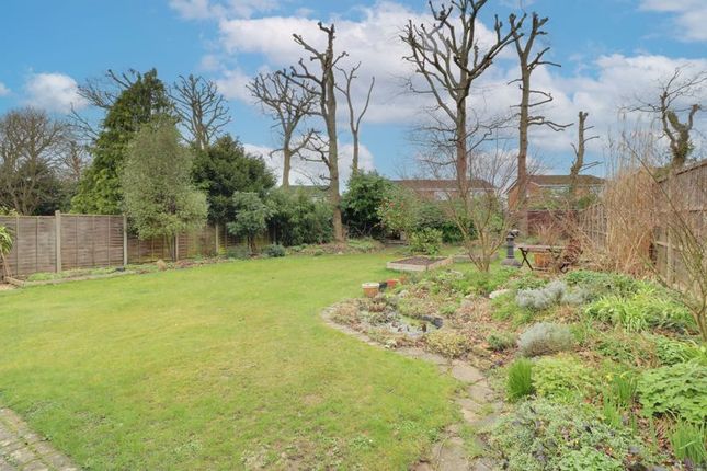 35, Cavendish Drive, Waterlooville photo 2
