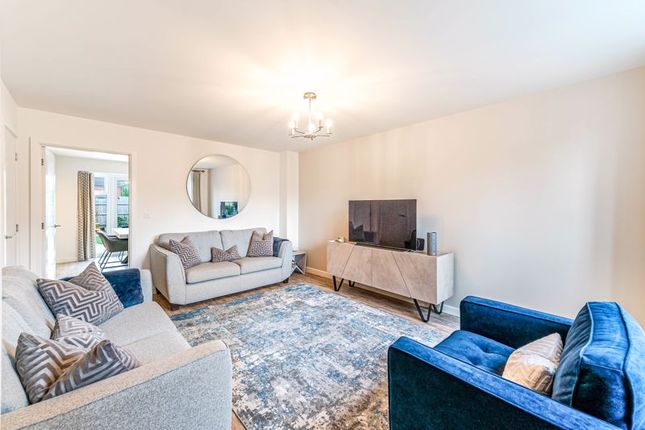 13, Oterhampton Gardens, Weston-Super-Mare photo 4