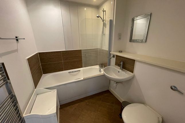 Apartment 184 Skyline, 165, Granville Street, Birmingham photo 4