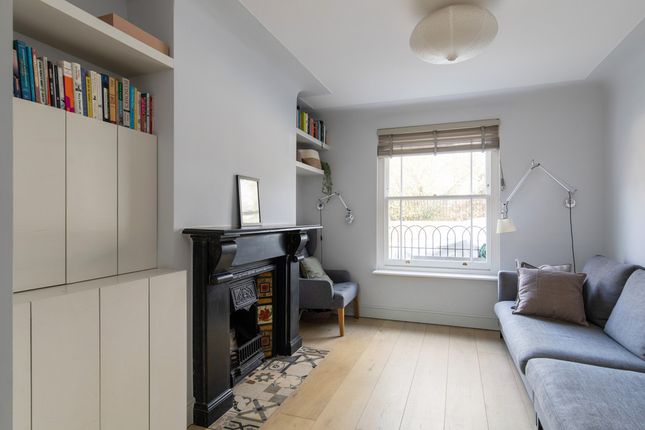 Terraced house for sale in Vestry Road, Camberwell