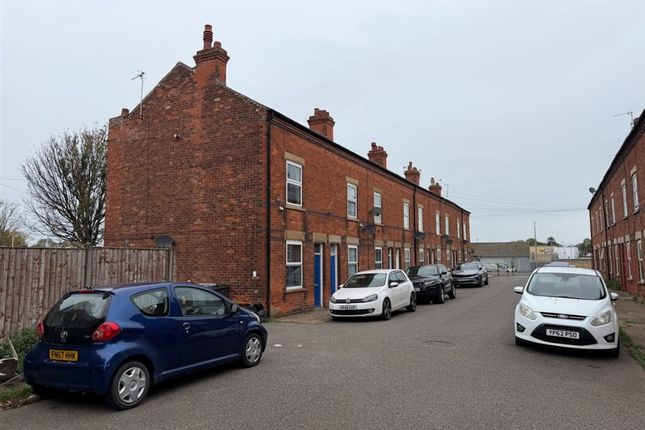 Cross Street, SKEGNESS photo 2