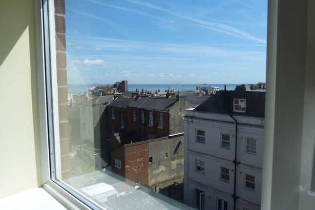 Thumbnail Flat for sale in Union Road, Ryde