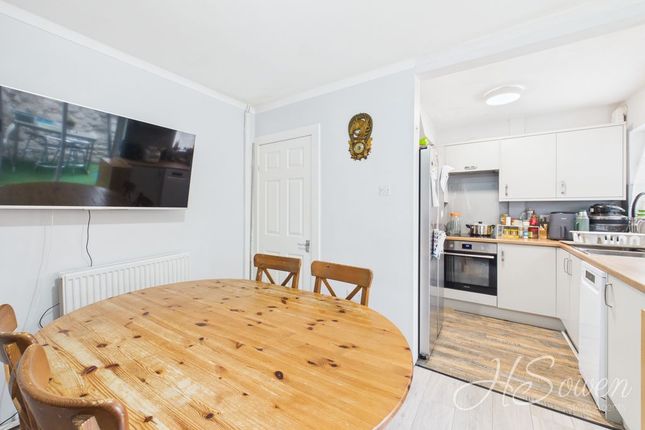 9, Denys Road, Torquay photo 4