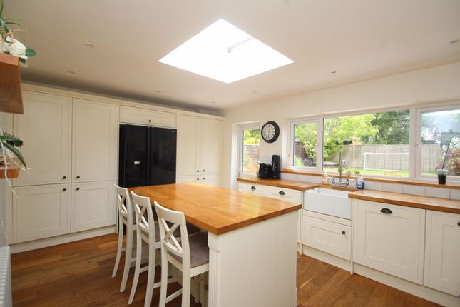 6, Meadway, Tonbridge photo 3