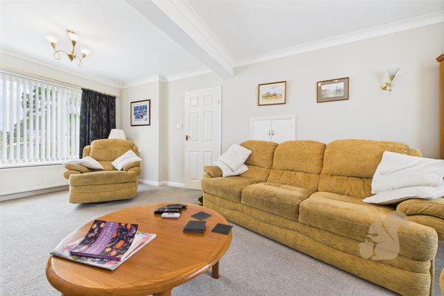 35, Seaview Avenue, West Mersea photo 2