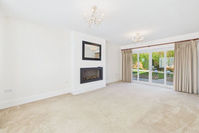 23, Morgans Road, Calne photo 2