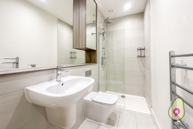 Flat for sale in Mondial Way, Harlington, Hayes, Greater London