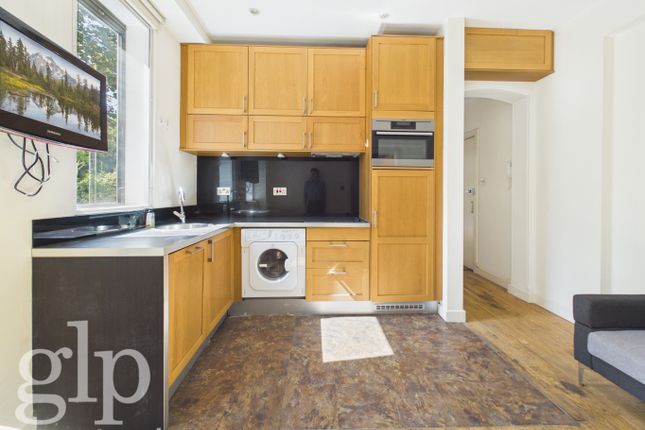 3-8  Flat 4, Bayswater Road, London photo 2