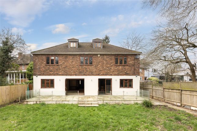 23, Henley Drive, Surrey photo 4
