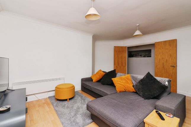 26, Newland Gardens, Hertford photo 2