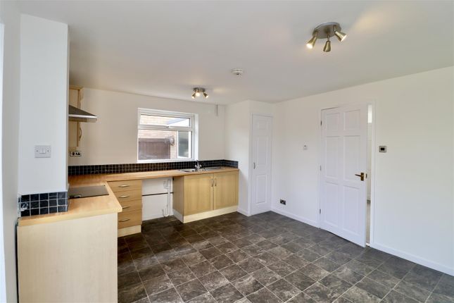 70, Langrick Avenue, Goole photo 4