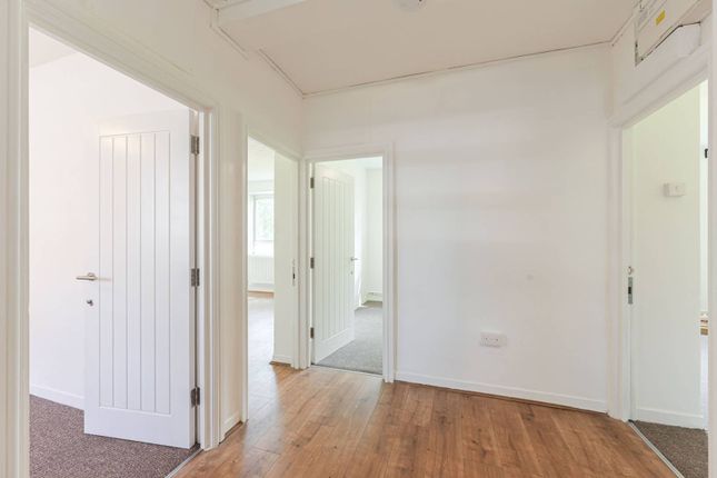 Flat to rent in Tulse Hill, Brixton, London