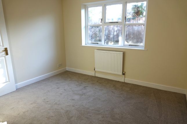 Flat for sale in Hillfield Road, Selsey, Chichester
