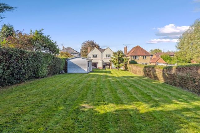 Thumbnail Detached house for sale in New Road, Penn, High Wycombe