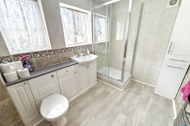 7, Twelfth Avenue, Blyth photo 3