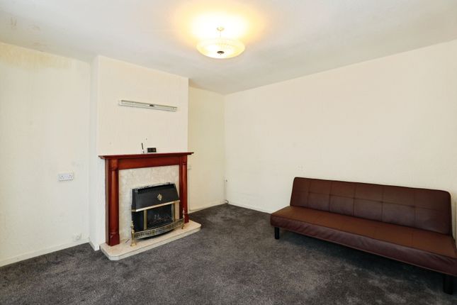 32, Norman Avenue, Stoke-on-trent photo 3