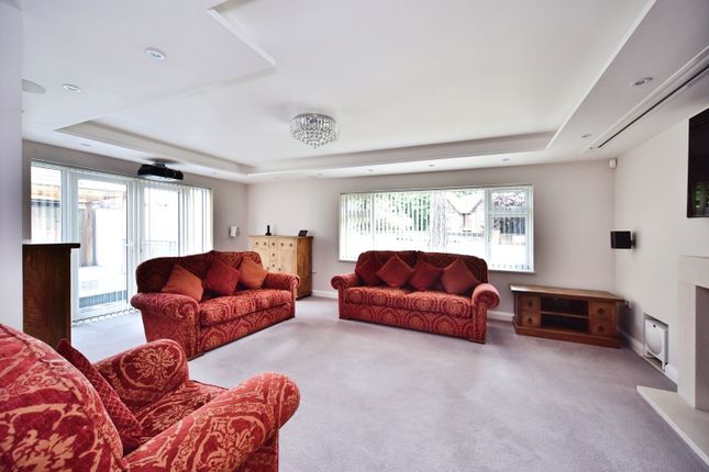 The Pines, 277, Queens Road, Kent photo 3