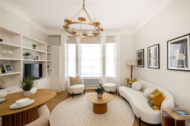 Flat 2, 82, Kensington Park Road, London photo 3