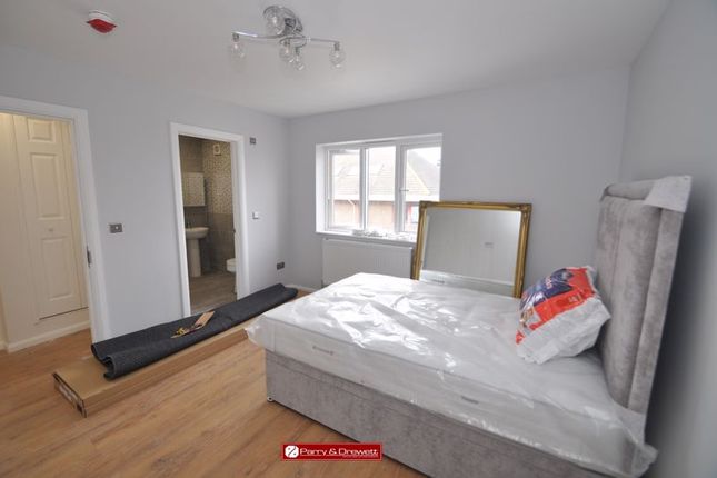 Thumbnail Room to rent in West Barnes Lane, New Malden