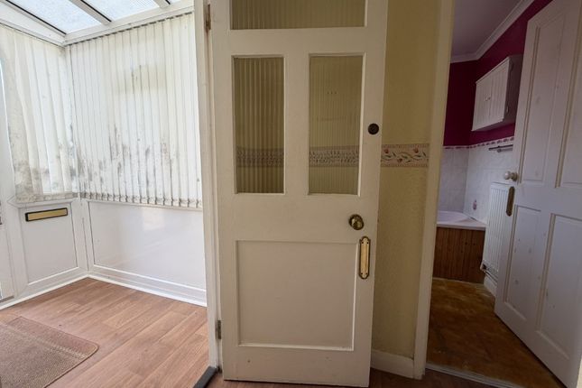 19 Damgate Lane, Acle, Norwich photo 4