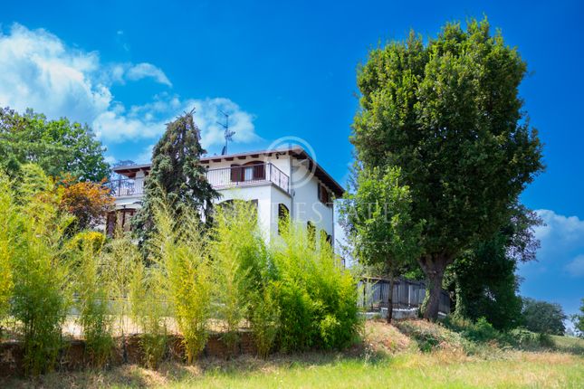 Villa for sale in Pecetto di Valenza, Alessandria, Piedmont