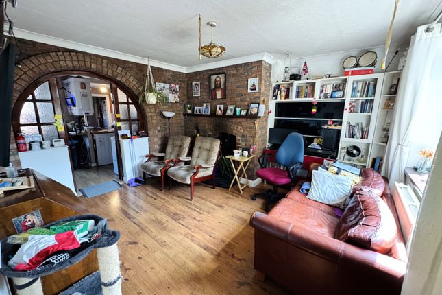 29, James Street, Easington Colliery photo 4