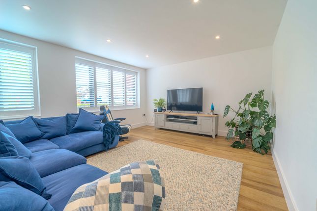 64, Shefford Road, Shefford photo 4