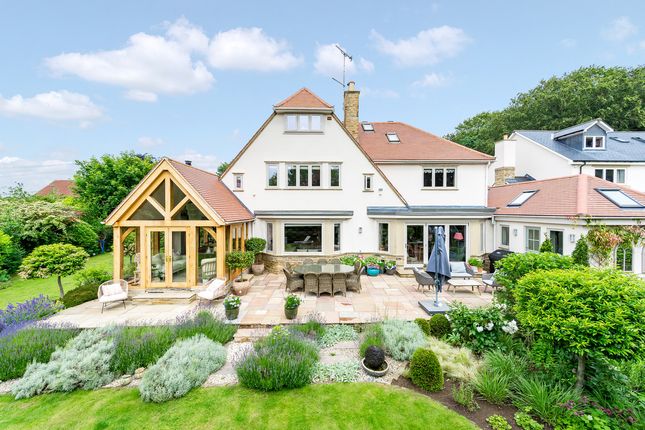 8, Wharfe Grove, Wetherby photo 2