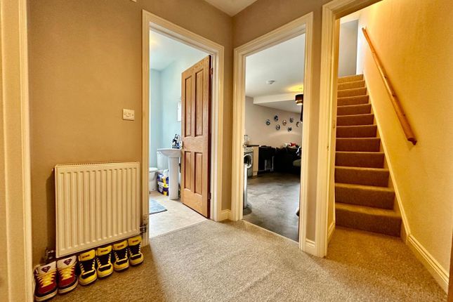 3 Cox's Court, Park Street, Tiverton photo 2
