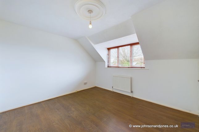 End terrace house to rent in Monks Crescent, Addlestone