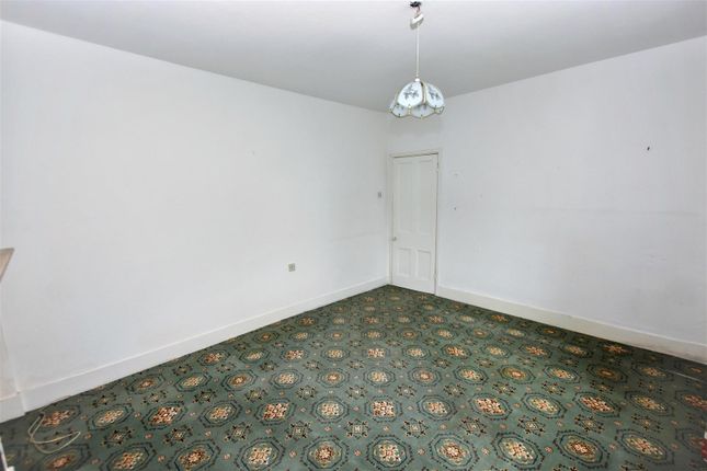7, Roskear Fields, Camborne photo 3