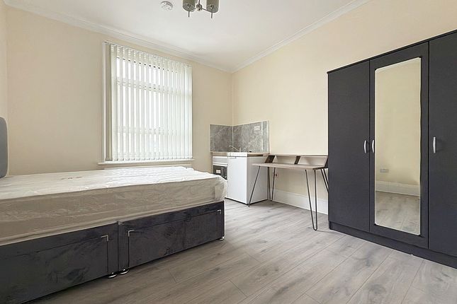 Room 4 Bell Road