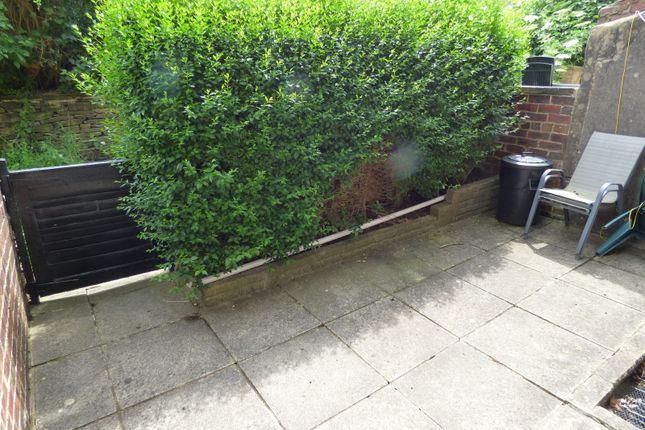 45, Westover Road, Leeds photo 2
