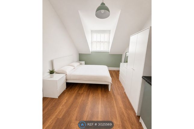 Clifton Road, Rugby photo 4