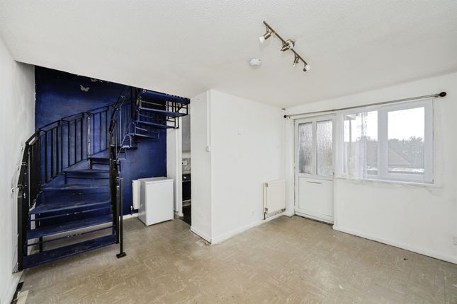 26, Lon Carreg Bica, SWANSEA photo 3